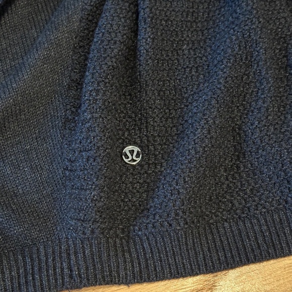 Lululemon Breeze Easy Wrap in Heathered Black (Size 4) - Picture 10 of 10